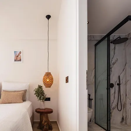 Ririka Living, New Feel-at-home Luxury Plakias
