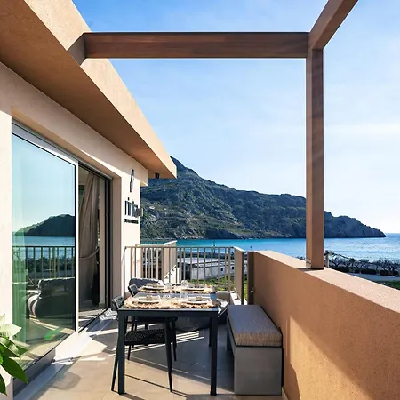 Ririka Living, New Feel-at-home Luxury Apartment *