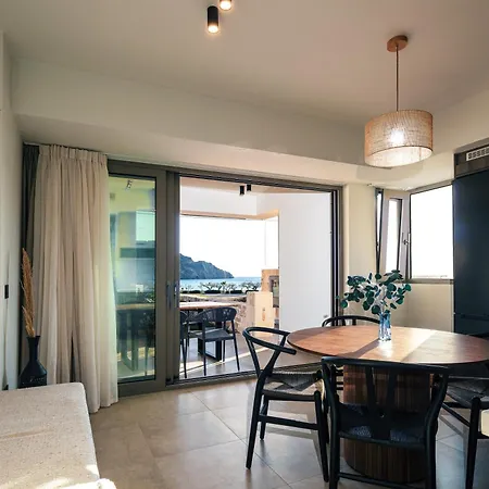 Ririka Living, New Feel-at-home Luxury Apartment Plakias