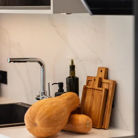 Ririka Living, New Feel-at-home Luxury Plakias