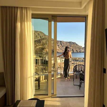 Ririka Living, New Feel-at-home Luxury Plakias